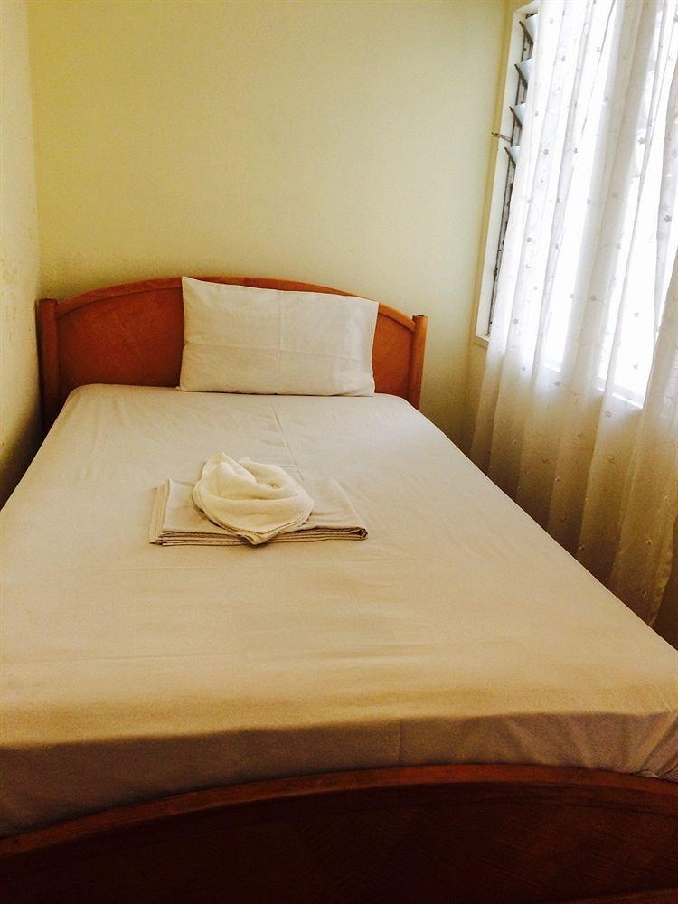 Red Inn Heritage Guest House 乔治敦 外观 照片