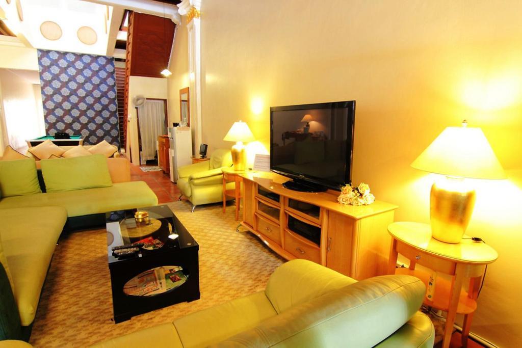 Red Inn Heritage Guest House 乔治敦 外观 照片
