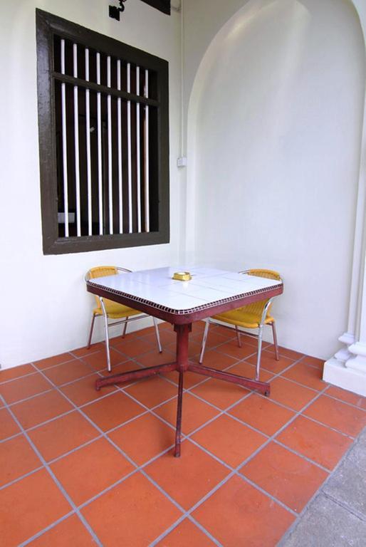 Red Inn Heritage Guest House 乔治敦 外观 照片